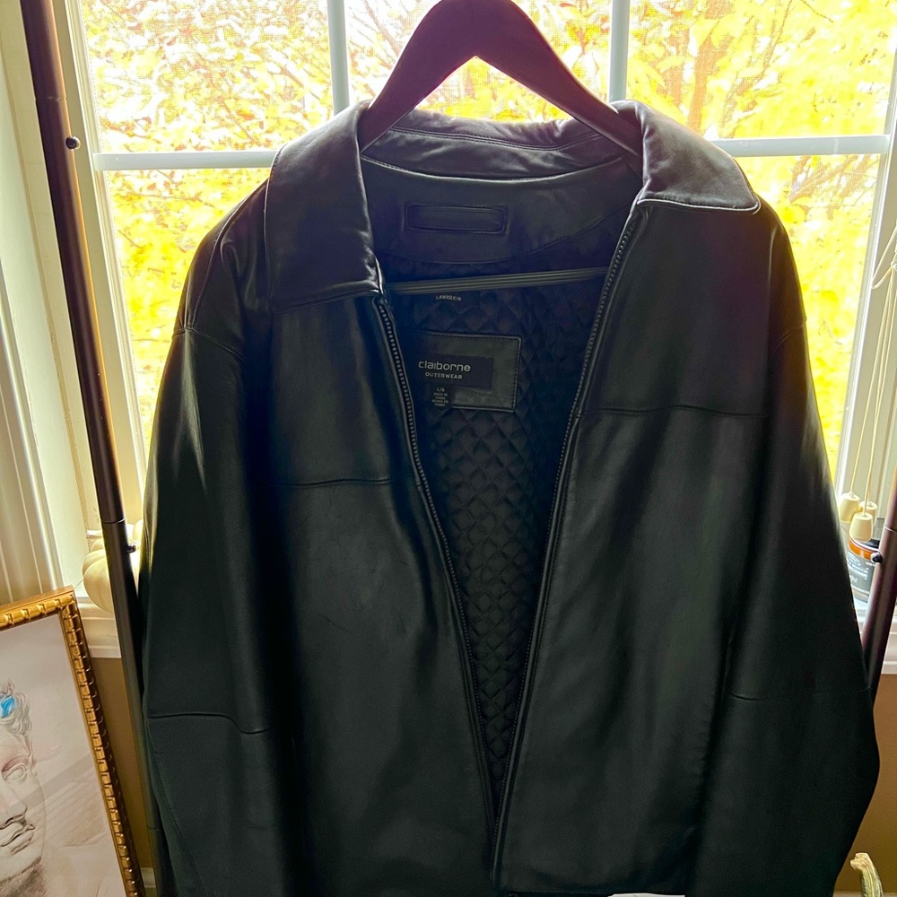 Vintage Liz clairborne leather/lambskin coat